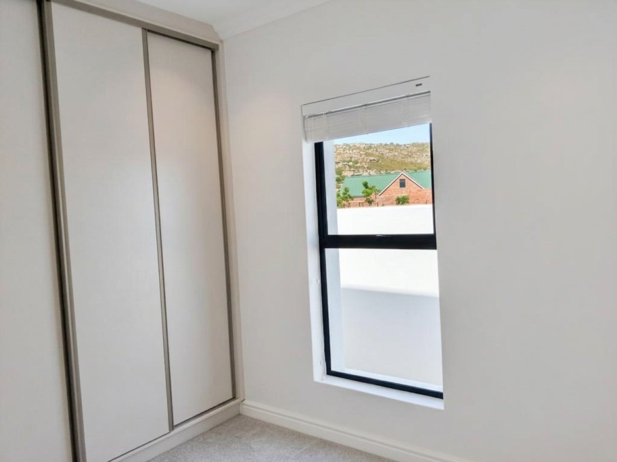 To Let 2 Bedroom Property for Rent in Kommetjie Western Cape